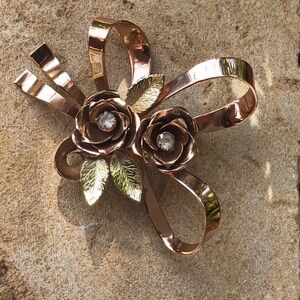 1940’s Coro Rose Gold Plated Brooch Designed By Adolph Katz